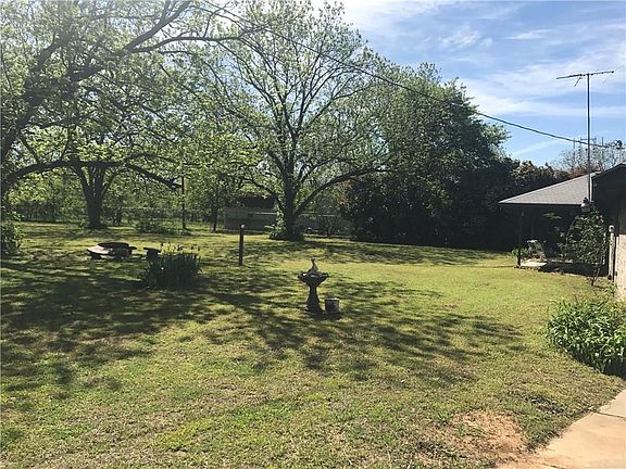 5th image of 165 County Road 4870