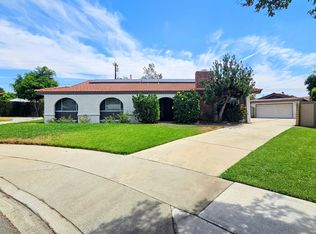 758 E Cypress Ave, Glendora, CA 91741