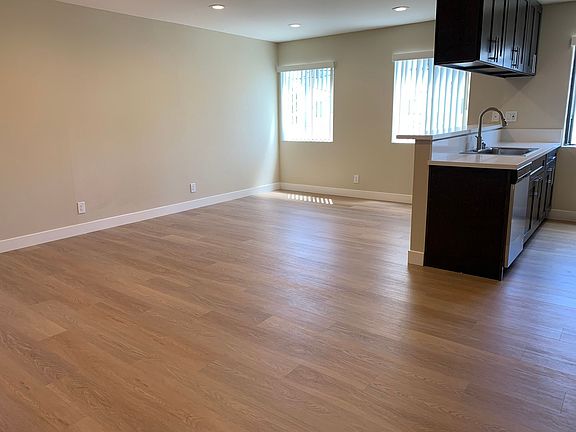 3rd image of 602 W California Ave APT D