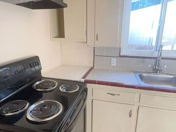 2nd image of 6033 Juanche Ave #6