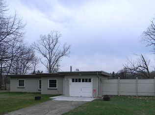 6787 Lakeview Dr, Kinsman, OH