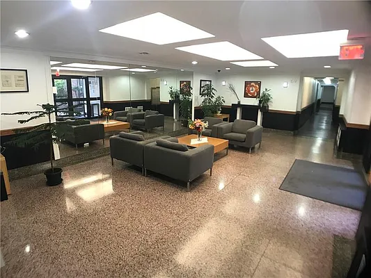 Sold by Remax Edge | media 17