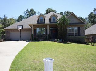 104 Traverse Ln, Crestview, FL 32536