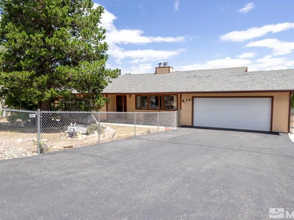 887 Barber Way, Gardnerville, NV 89460