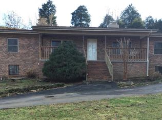 305 Laurel Hollow Rd, Clinton, TN 37716
