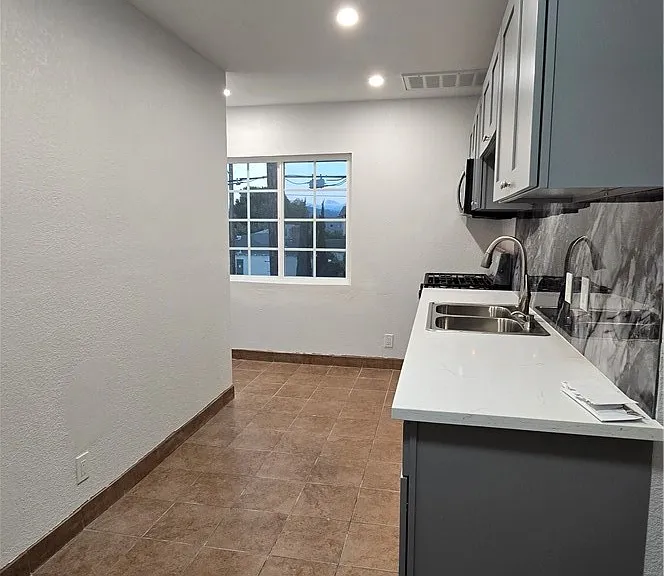 5803 Troost Ave — Photo 5