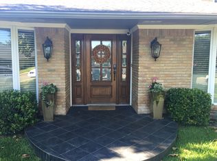 3841 Peter Pan Dr, Dallas, TX 75229