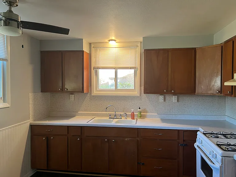 4805 Meadow Ln #B — Photo 2