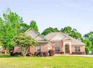 2961 Richmond Dr, Mobile, AL 36695
