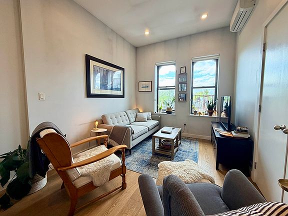 2nd image of 453 Court St APT 4R