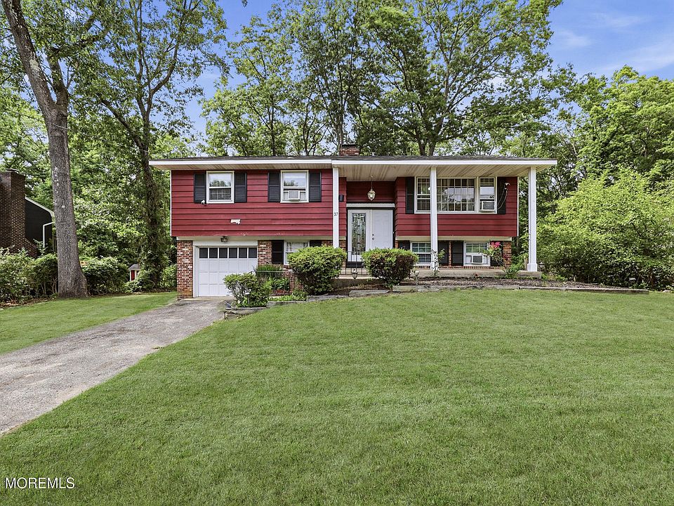 1st image of 37 Raymond Avenue