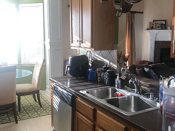 4th image of 721 Loudon Hill Dr