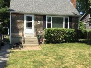 5 1st Ave, Wareham, MA 02571