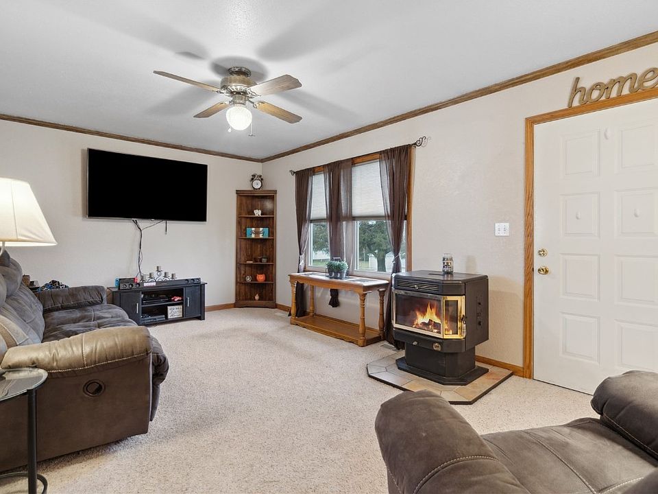 308 N Main St, Onslow, IA 52321 Zillow