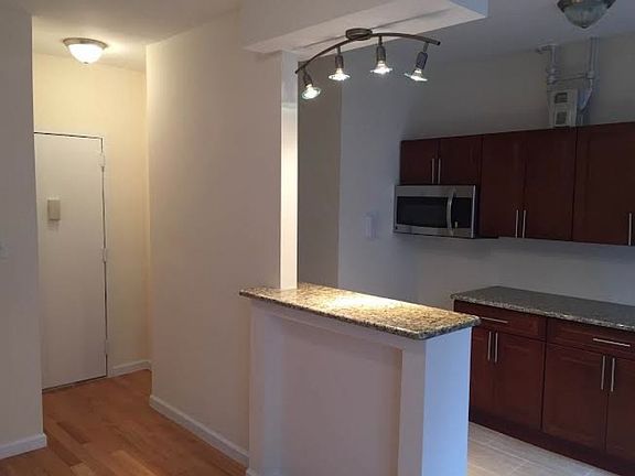 5th image of 611 W 177th St APT 22