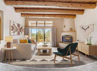 9 Chusco Rd, Santa Fe, NM 87508