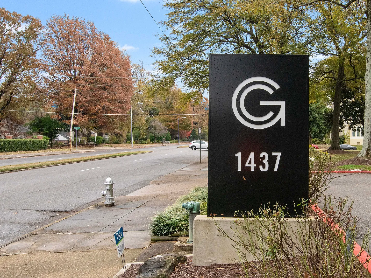 Central Gardens Apartments — Photo 1