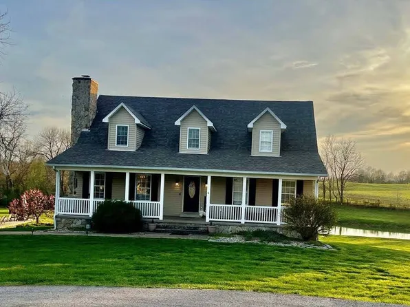 379 Ashley St, Flemingsburg, KY 41041