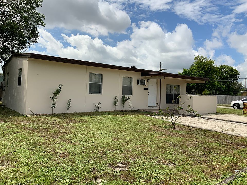 1st image of 912 NW 13th St