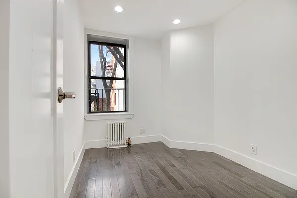 Rented by LG Fairmont Group | media 34