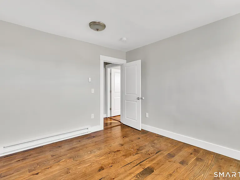 82-86 Water St #6 — Photo 15
