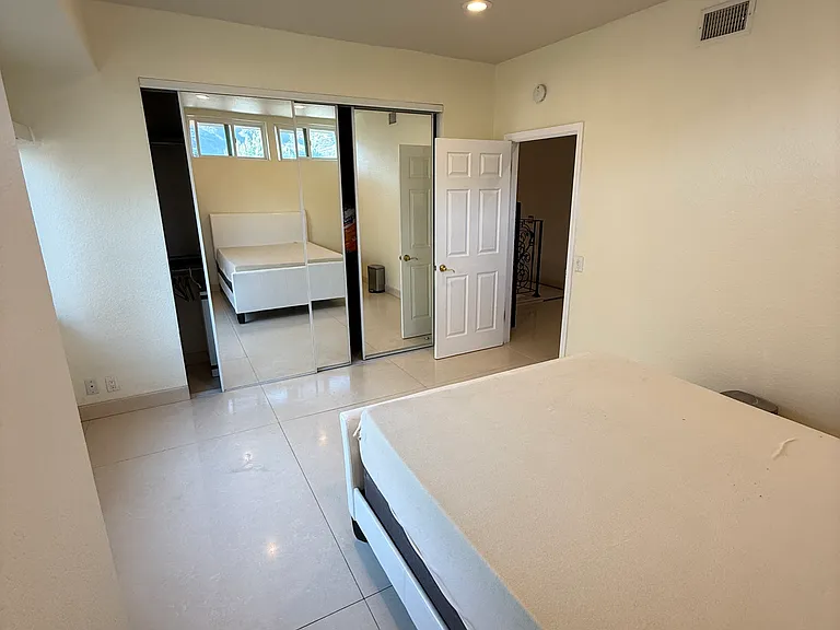 Deaver Dr — Photo 30