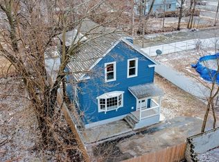 11 Carpenter Ct, Springfield, MA 01109