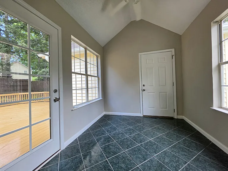 503 Dunwoody Dr — Photo 20