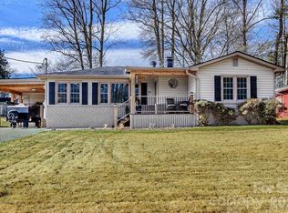 116 Thornbird Ave, Hendersonville, NC 28792