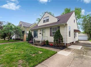 14116 Rockside Rd, Maple Heights, OH 44137