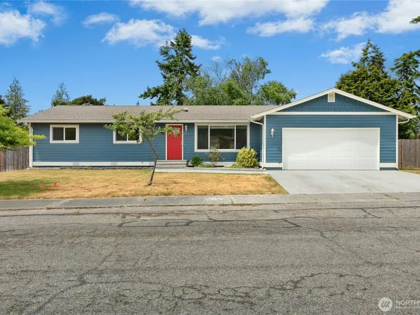 889 SW Kingma Court, Oak Harbor, WA 98277