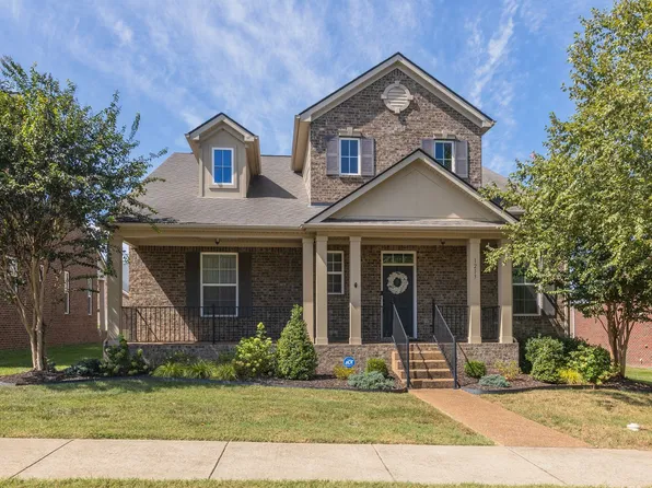 1213 Boxthorn Dr, Brentwood, TN 37027
