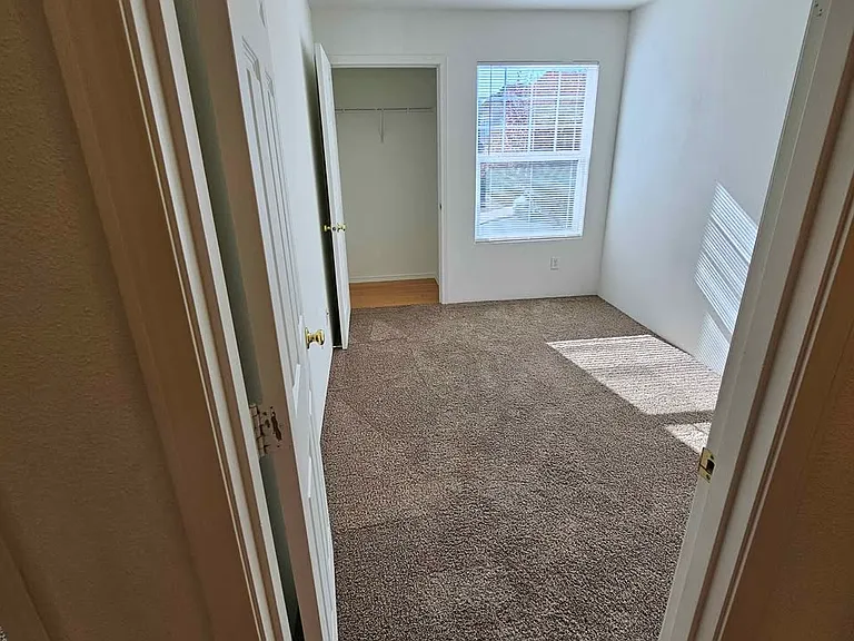 1843 SW Hungry Hill Dr — Photo 11