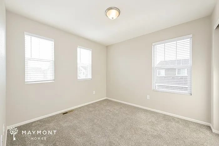 6073 N Orleans St — Photo 10