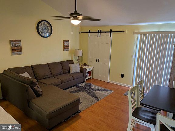 3rd image of 148 Captains Quarters Rd