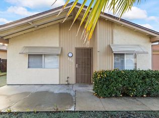 585 Toledo Dr, Hemet, CA 92545
