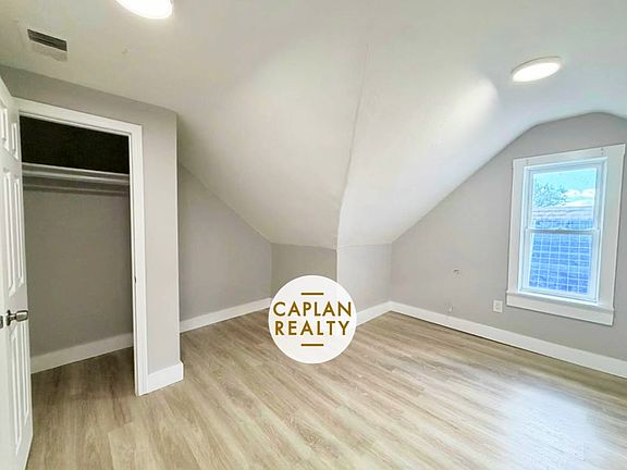 3rd image of 121 Spring St #O2