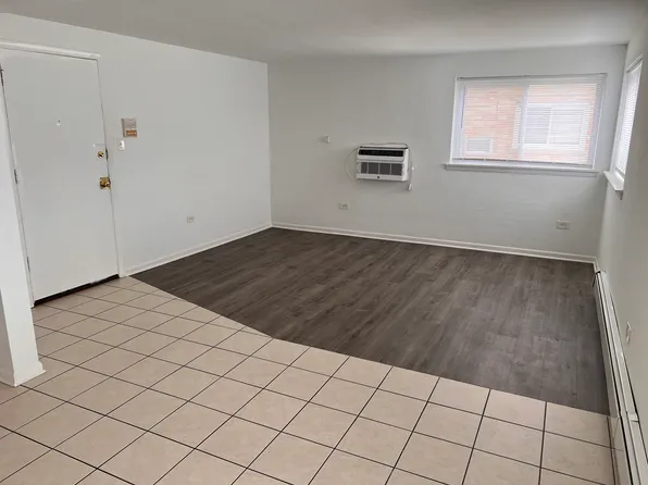 5134 S Cicero Ave APT 4, Chicago, IL 60638