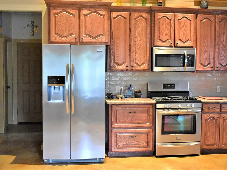 412 Pecan St — Photo 11