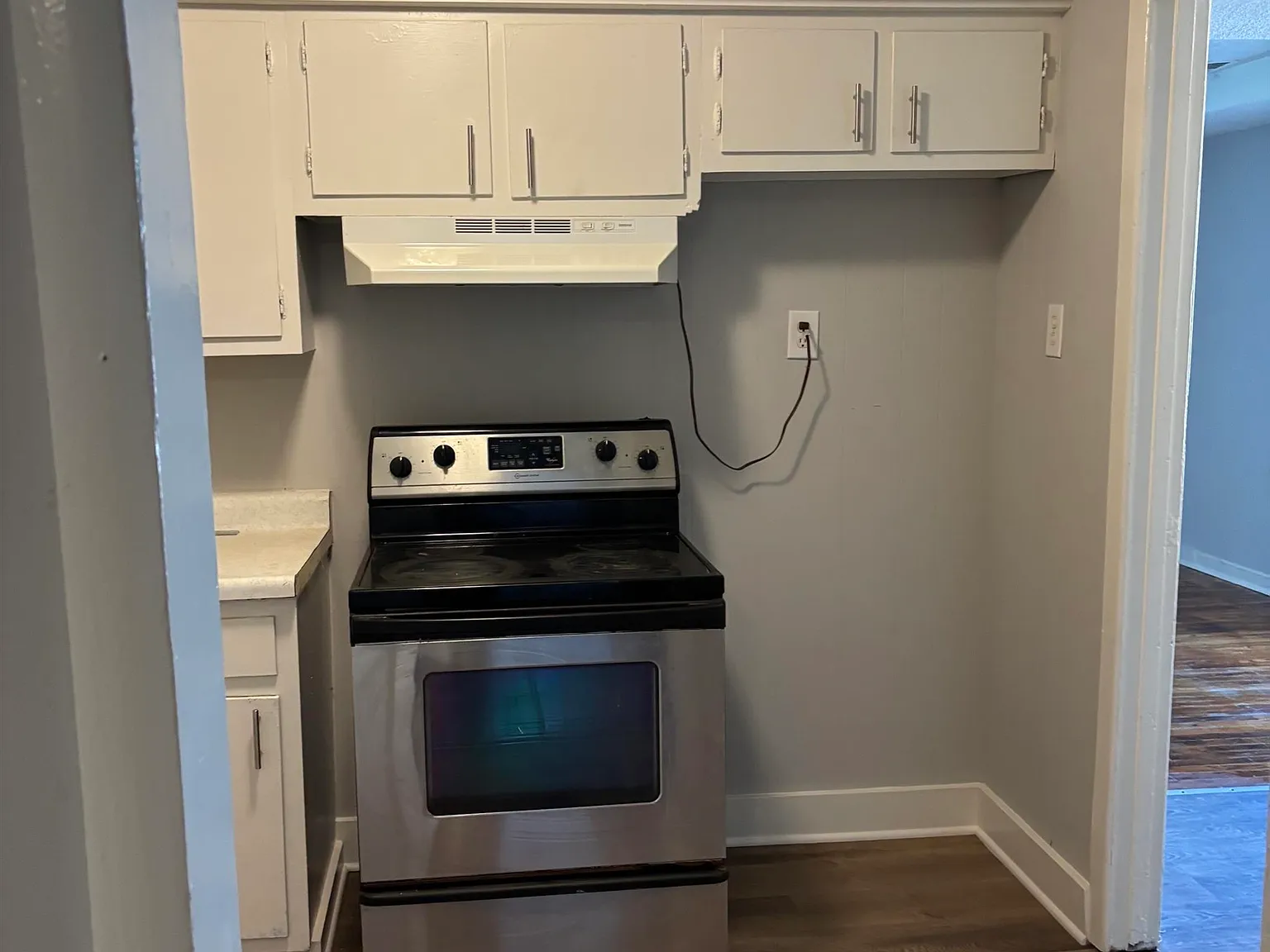 4 bed, 2.0 bath, 1388 sqft, $1,200 — Photo 3