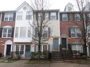 830 Juniper Way, Mahwah, NJ 07430