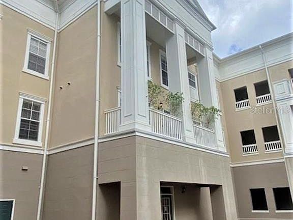 2nd image of 556 Water St #556