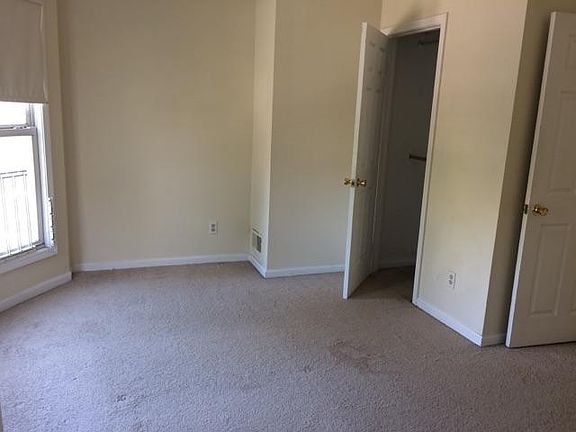 5th image of 307 Baynes St APT 4