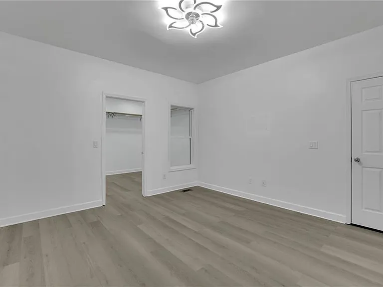 902 Whistler Ln — Photo 11