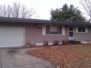 639 N 4th St, New Richmond, WI 54017