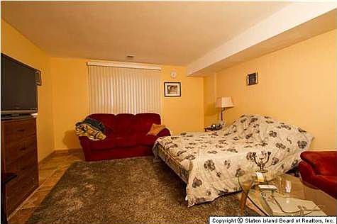 3rd image of 522 Liberty Ave