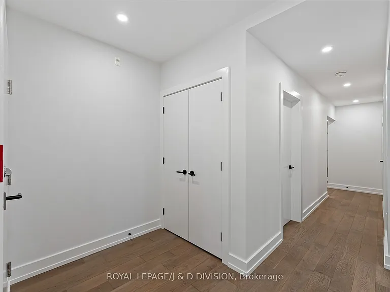 314 Lonsdale Rd #4 — Photo 5