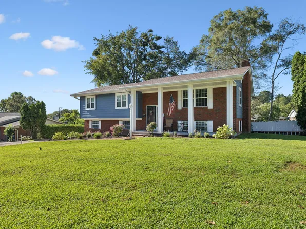 3910 N Mission Oaks Dr, Chattanooga, TN 37412