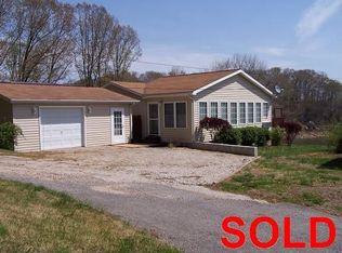 640 Rainbow Gardens Ln, Mc Daniels, KY 40152