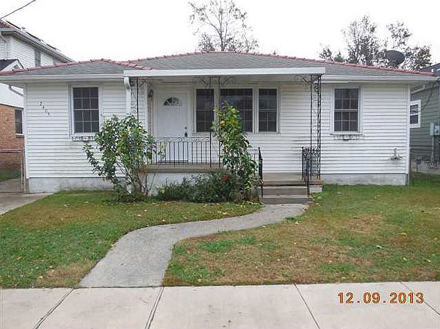 1st image of 2405 Lyndell Dr